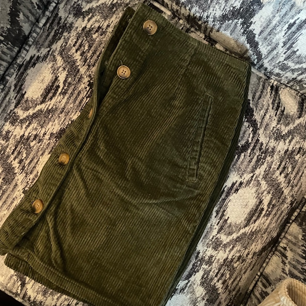 YMI skirt